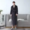 Ropa de dormir para hombre, Otoño Invierno, franela, pareja, Kimono, albornoz, bata gruesa de lana Coral, ropa de dormir larga, ropa de dormir holgada y cálida para hombre, ropa de casa