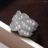 Klusterringar Caoshi Fashion Luxury Female Party Ring med lysande Zirconia Styliska tillbehör för jubileumsceremoni Temperament
