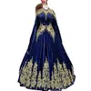 Lyxig Royal Blue Morrocan aftonklänningar Muslimska High Neck Turish Prom Dresses With Caftan Sleeve Cape Robe de Mariage