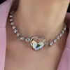 Pendant Necklaces Korean Fashion Autumn and Winter Short Crystal Love Heart Necklace Temperament Flash Chain