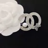 Broche completo de diamantes de imitación de moda de lujo para fiesta de bodas, broche de diseñador de letras, regalo de joyería, broches para mujer