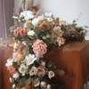 Dekorativa blommor Morandi Eucalyptus Leaf Rose Artificial Flower Row Arrangementbord Strip Runner Wedding Backdrop Deco Party Floral