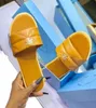 Hoogwaardige platte schoenen Europese en Amerikaanse grote klassieke Summer Outdoor Sandalen dames slippers sandaalkwaliteit