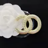 Luxury Jewelry Letters Brooch Pins for Women Men Designer Brooch Rhinestone Brooches Lapel Pin Sweater Coat Wedding Jewelry Gift