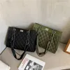 Bolso de hombro con cadena de hilo bordado Lingge, bolso de mano versátil de nailon de gran capacidad para mujer