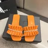 Terlik String Boncuk Elbise Kadın Ayakkabı Moda Düşük Topuklu Flip Flops Tatlı 2023 Yaz Marka Sandalet Tasarımcı Bayanlar Slaytlar