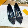 Sandali in pelle stampata mocassini firmati di lusso top pantofole da donna classiche estate nuove scarpe da pescatore moda denim lettera appartamenti scarpe casual con tacco basso all'aperto