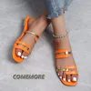 Slippers dames 2023 zomer goud kleur dunne riem combinatie vierkante kop plat hiel vrouwelijk plus size outdoor strand dames sandalen