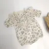 Rompers 2 Buah Romper Bayi Lutu Ruffle Renda Korea Dengan Set Set Topi Scossuit Lengan Panjang Floral Pakaian Manis Perempuan Balita 230516
