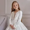 女の子のドレス白いフルスリーブビーズサテンAラインレーススイープフロアフラワーガールズファッションコンビネーションドレス