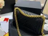 25 cm Luxury Totes Bag Flap Boy Quiltade väskor Lammskinn Silver Hårdvara Designer Crossbody Shoulder Tote Vintage Coin Purses With Chain Handbags Card Holder Plånbok