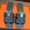 Designer Women Sandals Beach Flat Summer Slides Slippers Luxury Leather Lady Brand Fashion Sexy Sandal