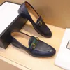 Designer Uomo Classic Retro Brogue Shoes Mens Slip On Vera Pelle Lussuoso Abito Business Office Flats Uomo Wedding Party Oxfords EUR Taglie 38-45