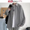 Herren-Freizeithemden LAPPSTERYouth Korean Fashion Schwarz Langarm Harajuku Übergroßes Hemd Button-Up-Blusen 5XL 230516