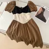 Lässige Kleider Vintage Elegantes braunes Kleid Sommer Süßes Hepburn-Stil Minikleid Lässiges Partykleid mit Puffärmeln Koreanische Mode 230515