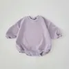 Rompers INS 0-24M born Infant Baby Girl Boy Sweatshirt Romper Toddler Long Sleeve Basic Cotton Oversize Rompers Baby Clothes Jumpsuit 230516