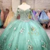 Prinses Green Off the Shoulder Ball Jurk Quinceanera -jurken voor meisjes kralen beroemde feestjurken 3D -bloemen met cape