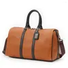 Borsoni LUOHANGEMen Retro Fitness Bag Single Shoulder Luxury Men's Cylinder Travel Grande capacità Marea a breve distanza