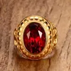 Anelli a fascia Anello da uomo in pietra rossa con strass rotondo Anello Fashiong in acciaio inossidabile color oro Utr8233 J230517