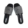 chinelos de designer sandálias com enfeites de cristal feminino chinelos triângulo logotipo slides femininos slip on plana strass diamante sliders chinelos preto branco
