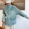 Damen-Mantel mit Kunstschaf-Scherung, weiblicher kurzer Absatz, warm mit dickem, zusammengesetztem Lammwolle-Kragen, Lammfell
