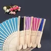 Dekorativa föremål 20st Party Wedding Prom Bamboo Fans Wedding Dance Hand Fan With Present Box Party Favors Micket Personalized 230516
