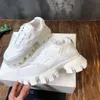 2023 Cloudbust Thunder Sneakers Tasarımcı Günlük Ayakkabılar Kadın Erkek Büyük Boy Sneaker Hafif Kauçuk Taban 3D Eğitmenler Moda Klasik En Kaliteli Boyut 36-46