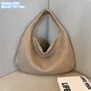 Factory wholesale ladies shoulder bags 8 colors elegant hand-woven bag strong wear-resistant leather handbag street fashion solid color leather handbags