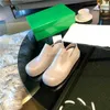 Pürüzsüz Mat Kadınlar Slipper% 100 Kauçuk tıkanma sandalet Destekleyici Slingback kayış tasarımcı ayakkabıları hafif topuk slip-on stil slaytları İtaly00