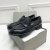 Lyxdesigner formella skor kvinnor klänningskor klassisk mode handgjorda skor retro läder loafers eomens kontor karriär casual skor 35-40 med låda