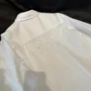 أزياء قمم البلوزات الكلاسيكية بباليل قميص بولو طويل الأكمام للنساء رسالة خلفية محترقة مع شعار بلوزة بيضاء SML