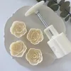 Cake Tools 4PCSSet 30G50G Rose vorm Mooncake Mold Valentines Dag Mold Handdruk Maan Cake Mold Diy Decoratie Bakgereedschap Keuken 230516