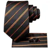 Bow Ties 2023 Luksusowy paski pomarańczowy czarny 8,5 cm biznes dla mężczyzn jedwabny żakard tkany broszka broszka