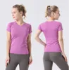 Swiftly tech Les nouvelles femmes de yoga lulus portent des t-shirts de sport pour dames T-shirts à manches courtes en tricot évacuant l'humidité à haute élasticité Conception respirante 87ess