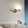 Lampade da parete Lampada a LED Camera da letto Comodino Camera dei bambini semplice e moderna Luna Astronauta Studio Balcone Corridoio Luce di sfondo vivente