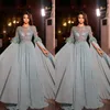 Glamorous A-line Abiti da ballo Gioiello Maniche lunghe Piume Candidanti brillanti Cerniera senza schienale Lunghezza del pavimento Custom Made Plus Size Abito da festa Vestido De Noite