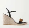 Designers klänning sandal kvinnor kil hög klackar aitana metall läder espadrilles sandaler kilar guld marmont logotyp pumpar