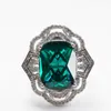 Cluster Ringe Celllacity Vintage Frauen 925 Silber Schmuck Ring mit grünem Smaragd Zirkon Edelstein Weibliche Dating Party Jewerly Geschenk