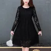 Vestidos casuais Roupas de outono da primavera Mulheres Hollow Out Crochet Dress Office Office Lady Belly Black Red Lace Retro Tunic Peplum