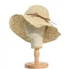 Cappelli a tesa larga Cappello da sole in paglia da donna Classico piatto da spiaggia Protezione estiva Stile floscio Panama ripiegabile arrotolato