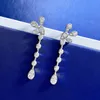 Flower Moissanite Diamond Dingle Earring 100% Real Sterling Sier Wedding Drop örhängen för kvinnor lovar smycken gåva