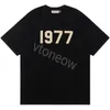 21SS Designer Tide T Shirts 1977 Bröstbrev Laminerad tryck Kort ärm High Street Löst överdimensionerad Casual T-shirt 100% bomullstoppar för män och kvinnor Essentail Tshirt
