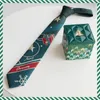 Papillon Uomo Uomo 2023 Design originale Cravatta Uniforme Buon Natale Cravatta verde Fiocchi di neve e stelle