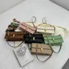 Linke Seite Flip-Armtasche für Damen Neue Trends Designer klassische Cross-Body-Kettenhandtaschen und kleine Geldbörsen 230424