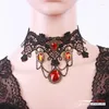 Kedjor ins mode personlighet gotisk vampyr retro choker öron krok svart spets röd strass örhängen pirat tillbehör set kvinnlig