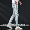 Jeans da uomo per pantaloni da uomo con piedini elastici slim fit Adolescenti e studenti Versatile Jean White Snowflake Style