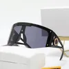 Integrierte Sonnenbrille Damen Designer Sonnenschutz Augenschutz Sonnenbrille Frau Einteilige Linse Schutzbrille Verfärbung verhindert Kratzer amerikanische Brillen