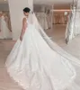 Plus Size Weißes Hochzeitskleid 2023 Elegante Spitze Sommergarten Benutzerdefinierte große Brautkleider mit Schleppe Ärmelloses rückenfreies Brautkleid vestidos de novia blanco elbise