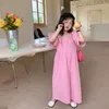 Flickaklänningar 2023 Summer Light Luxury Fashion Korean Kids Clothing kortärmad jumpsuit Solid Color Boutique