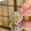 Bagues de bande bijoux à la mode pour les femmes 2022 jaune zircon cubique bague pour femme cristal brillant redimensionnable bagues de fiançailles mariage J230517